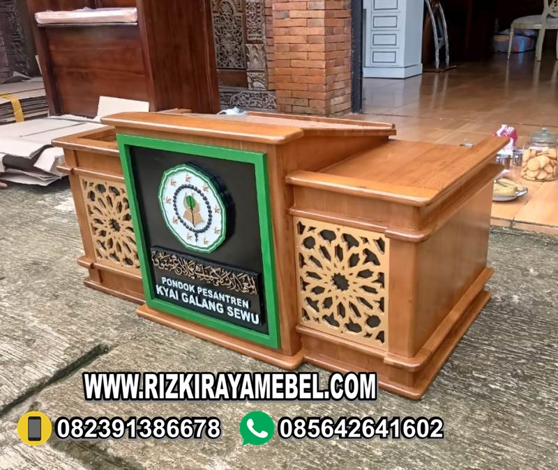 Podium Duduk Minimalis Kayu Jati Logo Custom
